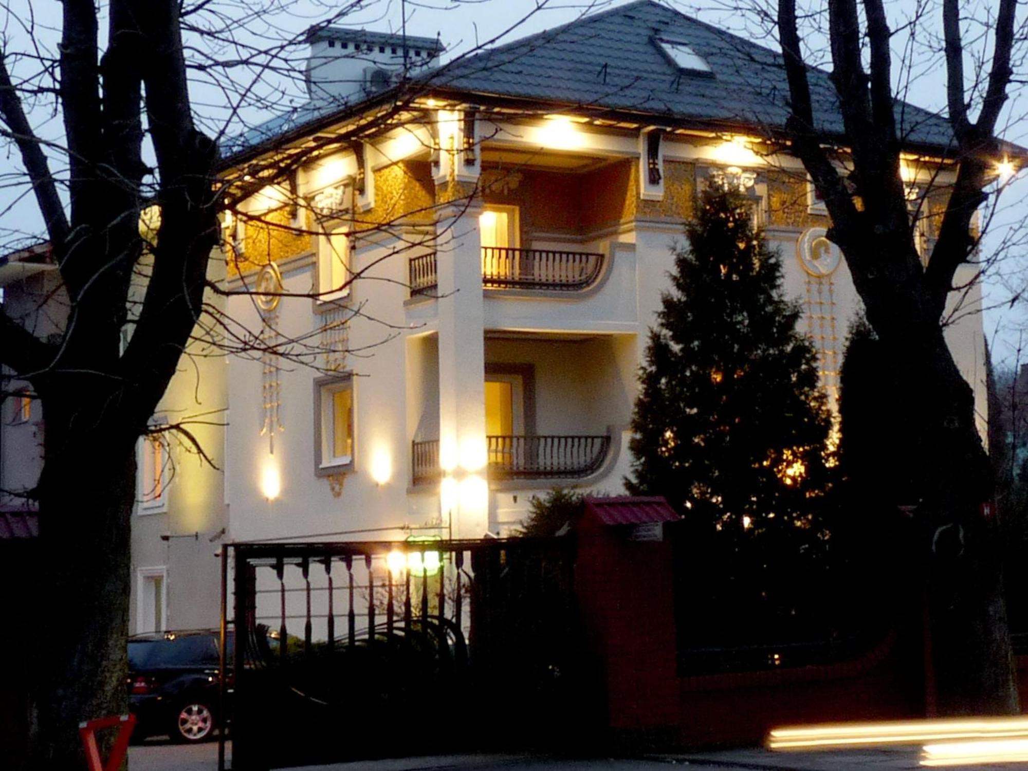 Apartment Eney Львов Экстерьер фото