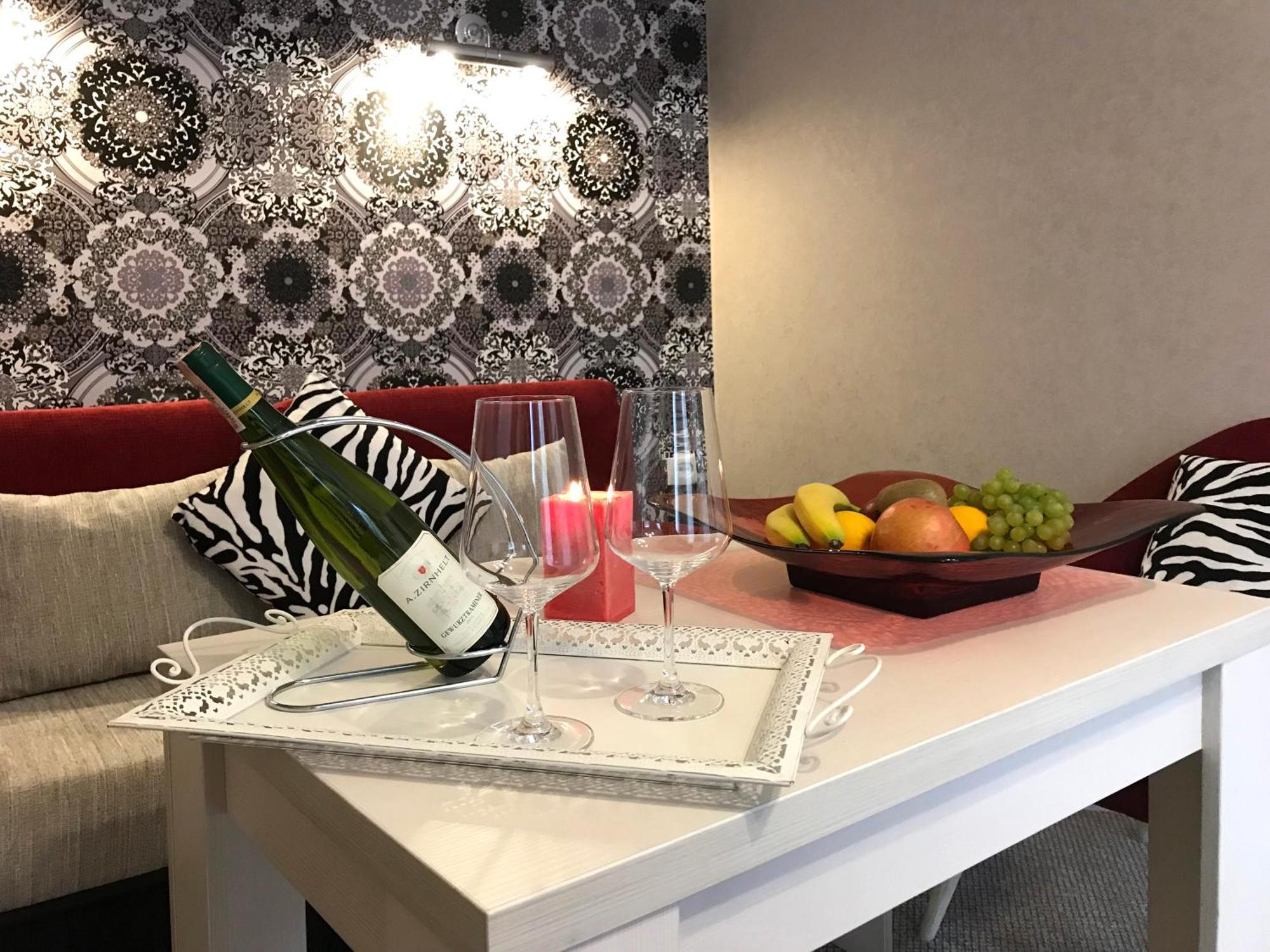 Apartment Eney Львов Экстерьер фото